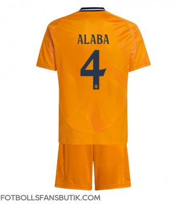 Real Madrid David Alaba #4 Replika Bortatröja Barn 2024-25 Kortärmad (+ Korta byxor)